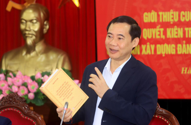 Giới thiệu cuốn sách về phòng, chống tham nhũng, tiêu cực của Tổng bí thư Nguyễn Phú Trọng - Ảnh 1.