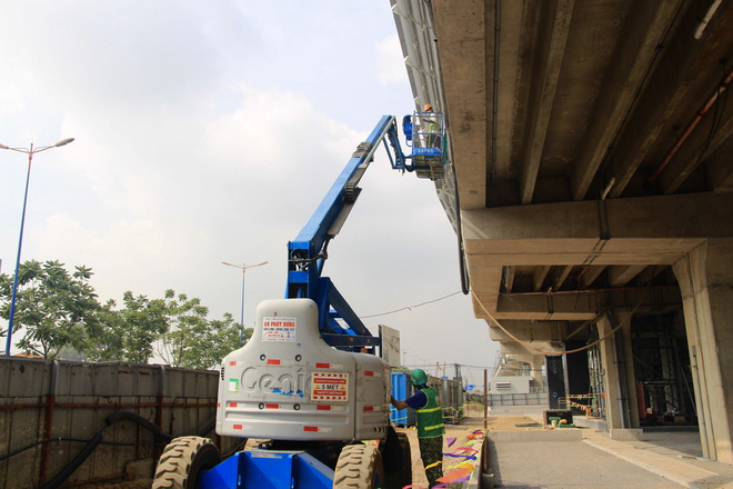 Metro số 1: Chạy đua với Tết, gấp rút hoàn thiện 11 nhà ga trên cao - Ảnh 8.