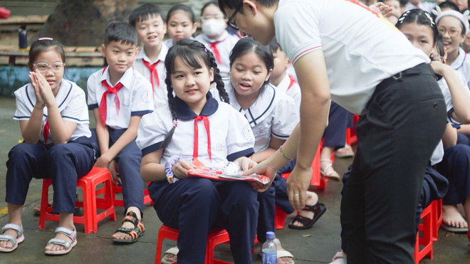 Tiết học giao thông sôi động của học trò Trường tiểu học Lê Văn Thọ- Ảnh 11.