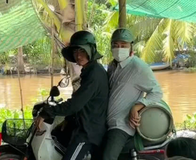 Dàn diễn viên 'cây nhà lá vườn' của Lê Tuấn Khang - Ảnh 13.