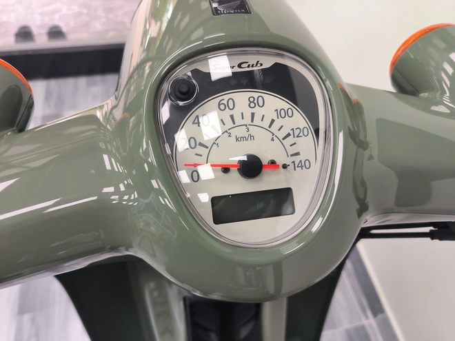 Đắt hơn 50 triệu đồng, Honda Super Cub 110 nhập Nhật hơn gì bản Thái?- Ảnh 9.