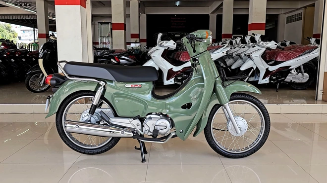 Đắt hơn 50 triệu đồng, Honda Super Cub 110 nhập Nhật hơn gì bản Thái?- Ảnh 2.