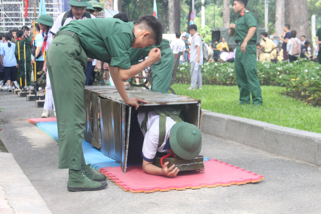 2.500 đội viên dự hội quân Em là chiến sĩ Điện Biên thành phố Bác Hồ- Ảnh 13.