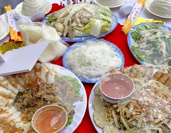 Lễ ra trường của học sinh sao thành tiệc liên hoan ăn nhậu?- Ảnh 3. Lễ ra trường của học sinh sao thành tiệc liên hoan ăn nhậu?- Ảnh 3.