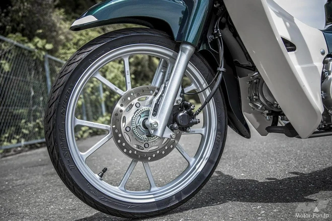 Đắt hơn 50 triệu đồng, Honda Super Cub 110 nhập Nhật hơn gì bản Thái?- Ảnh 8.