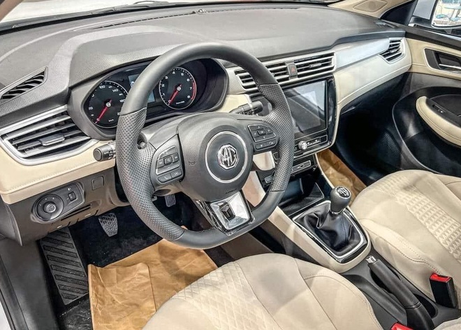 Tin tức giá xe: Xe hạng C rẻ nhất Việt Nam nay càng rẻ, giá MG5 MT nay thấp hơn cả Hyundai i10- Ảnh 5. Tin tức giá xe: Xe hạng C rẻ nhất Việt Nam nay càng rẻ, giá MG5 MT nay thấp hơn cả Hyundai i10- Ảnh 5.
