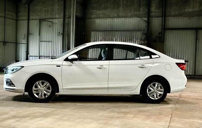 Tin tức giá xe: Xe hạng C rẻ nhất Việt Nam nay càng rẻ, giá MG5 MT nay thấp hơn cả Hyundai i10- Ảnh 2. Tin tức giá xe: Xe hạng C rẻ nhất Việt Nam nay càng rẻ, giá MG5 MT nay thấp hơn cả Hyundai i10- Ảnh 2.