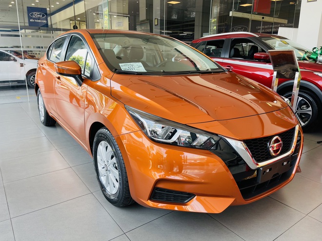 Tin tức giá xe: Nissan Almera giảm giá tới 116 triệu đồng tại đại lý, rẻ ngang Hyundai i10- Ảnh 5. Tin tức giá xe: Nissan Almera giảm giá tới 116 triệu đồng tại đại lý, rẻ ngang Hyundai i10- Ảnh 5.