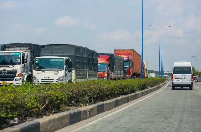 Vành đai 3 TP.HCM ngang quốc lộ 13 và Mỹ Phước - Tân Vạn đang thành hình- Ảnh 11. Vành đai 3 TP.HCM ngang quốc lộ 13 và Mỹ Phước - Tân Vạn đang thành hình- Ảnh 11.