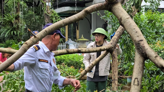 Tin tức giải trí 9-9: Quyền Linh nói về tin đồn nợ nần; Xuân Bắc và con trai dọn cây đổ sau bão - Ảnh 4.