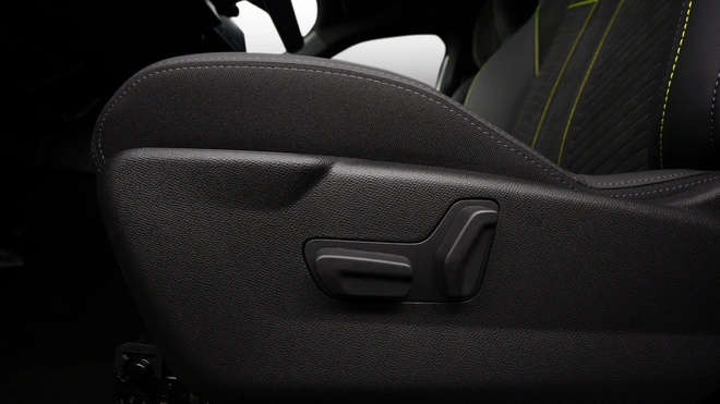 Peugeot 2008 mới ra mắt Việt Nam: 2 phiên bản, thiết kế mới, thêm công nghệ an toàn, bản cũ bán song - Ảnh 21.