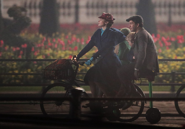 Disney tung trailer phim khủng: Mary Poppins returns - Ảnh 8.