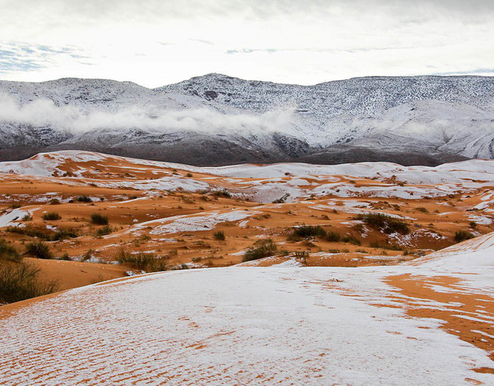 Chuyện khó tin: tuyết rơi phủ trắng sa mạc Sahara - Ảnh 4.