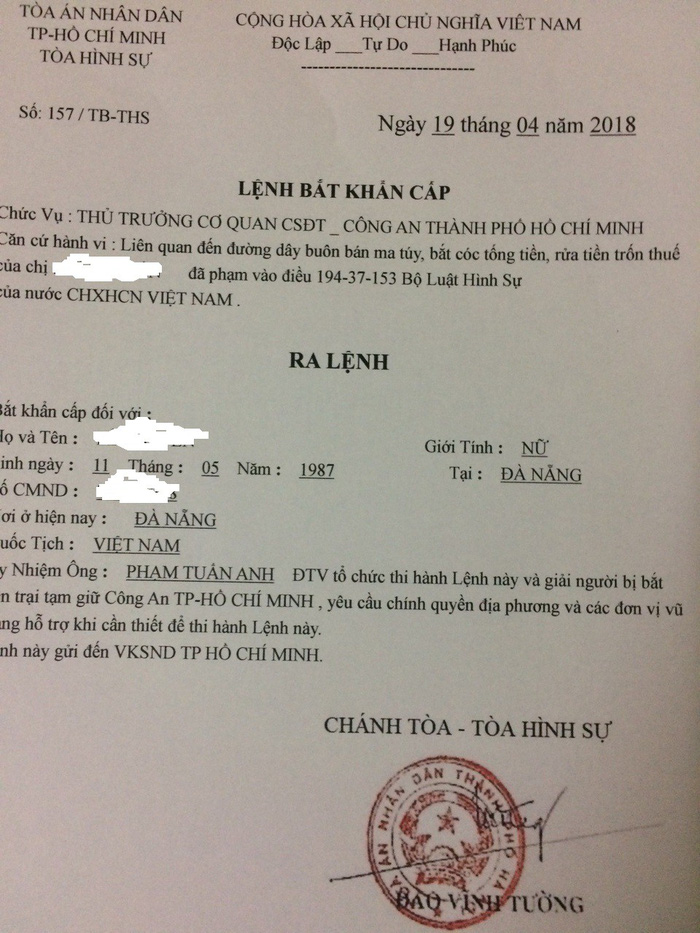 Nghe lời tòa án, công an giả mạo qua điện thoại, mất 1 tỉ đồng  - Ảnh 1.