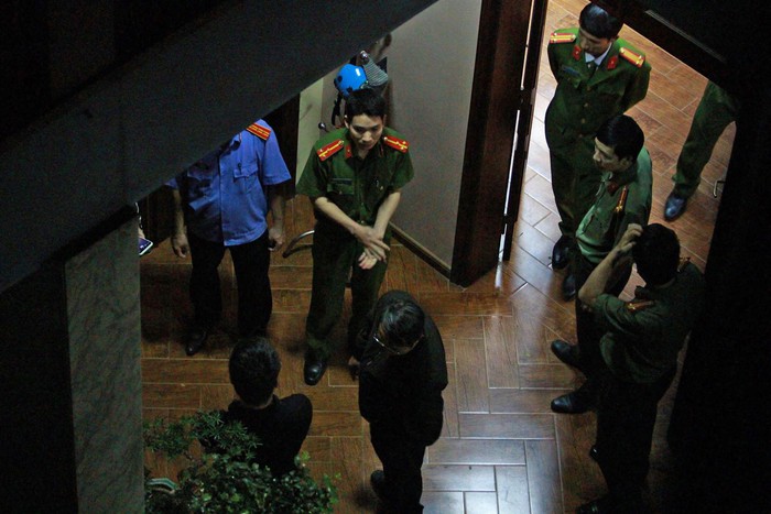 Lý do khiến cựu tổng cục trưởng cảnh sát Phan Văn Vĩnh bị bắt - Ảnh 4. Lý do khiến cựu tổng cục trưởng cảnh sát Phan Văn Vĩnh bị bắt - Ảnh 4.