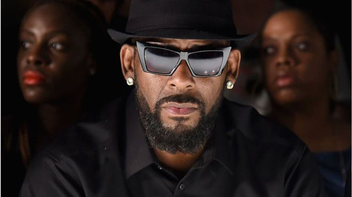 R. Kelly bị Spotify ngừng giới thiệu nhạc vì hành vi tình dục sai trái - Ảnh 1.