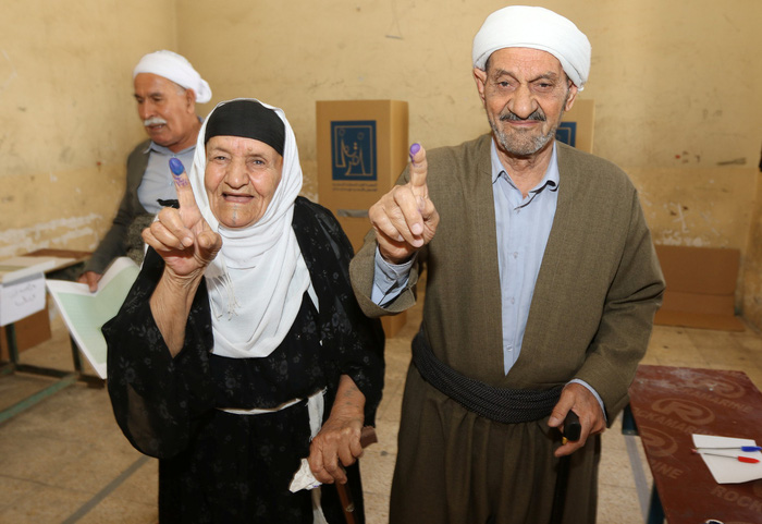 Dân Iraq không thèm đi bỏ phiếu vì chán giới chính trị tham nhũng - Ảnh 1.