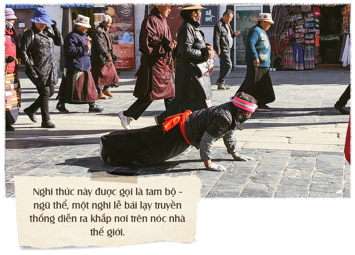 Ấn tượng nghi thức tam bộ ngũ thể nhập địa ở Tây Tạng - Ảnh 3.