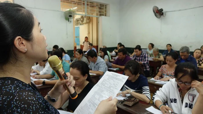Tỉ lệ chọi cao, chọn nguyện vọng thế nào để có vé vào lớp 10? - Ảnh 1.