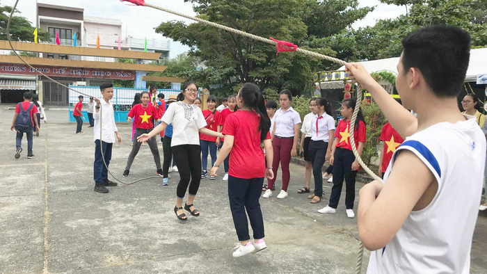 Mùa hè vừa lo chuyện học, vừa lo chuyện chơi - Ảnh 2.