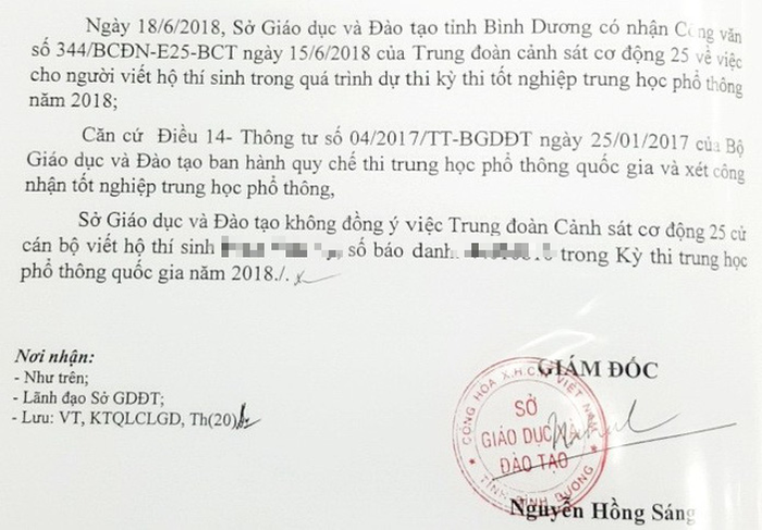 Thí sinh bị thương không viết được, phải chờ bộ hướng dẫn? - Ảnh 1.