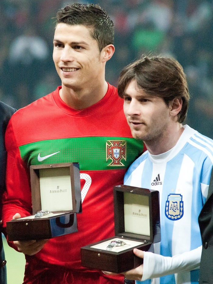 Cân áp lực gánh team của Messi và Ronaldo - Ảnh 10. Cân áp lực gánh team của Messi và Ronaldo - Ảnh 10.