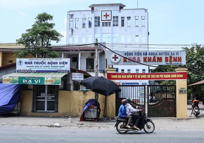 Gia đình dự định cho hai bé bị trao nhầm ở Ba Vì học chung lớp - Ảnh 1.