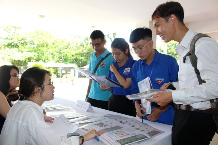 Người trẻ đi làm: cần nhất là thái độ - Ảnh 2.