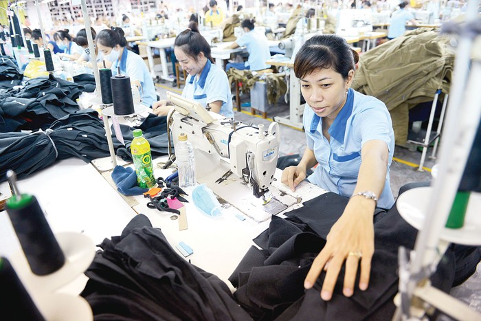 Việt Nam trước cuộc chiến thương mại Mỹ - Trung: Nhiều cơ hội, lắm nguy cơ - Ảnh 3. Việt Nam trước cuộc chiến thương mại Mỹ - Trung: Nhiều cơ hội, lắm nguy cơ - Ảnh 3.