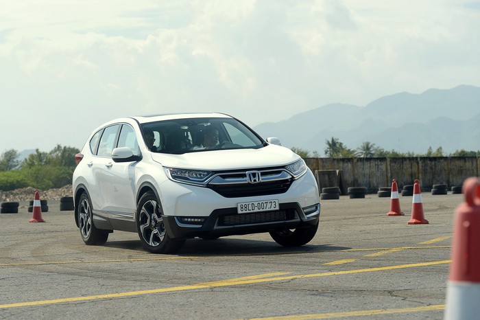 Giá chênh gần 200 triệu đồng, khách đòi trả cọc CR-V - Ảnh 1.