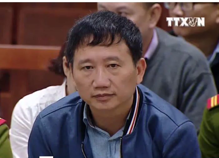 Luật sư của Trịnh Xuân Thanh cãi tay đôi, ngắt lời chủ tọa - Ảnh 1.