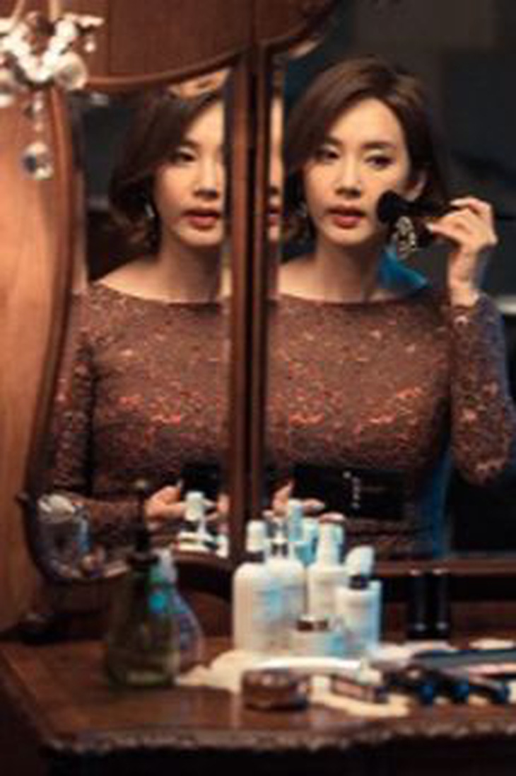 Hoa hậu Hàn Quốc Oh Huyn Kyung thành ác phụ trong 