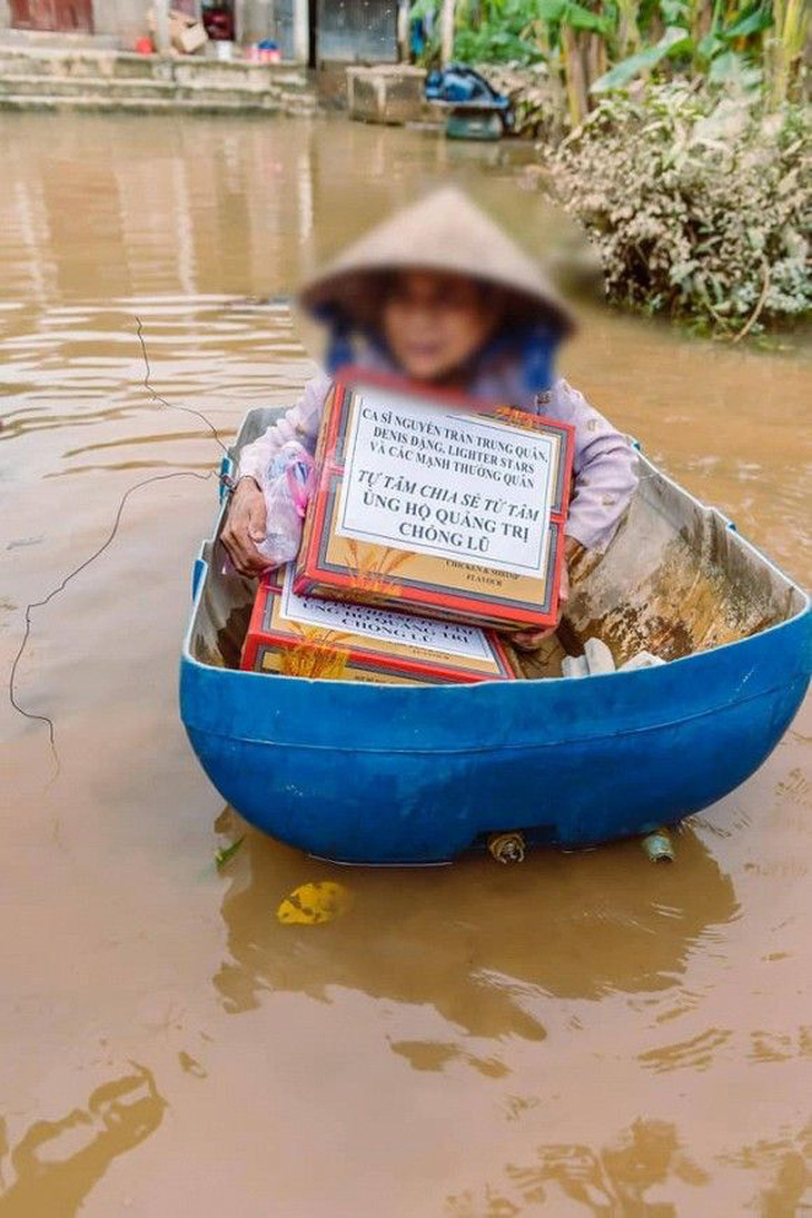 Hàng loạt sao Việt vướng số nhọ vì chuyện cứu trợ miền Trung