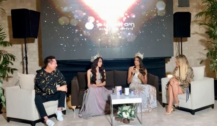 Hoa hậu Thùy Tiên ngồi livestream với tư thế 