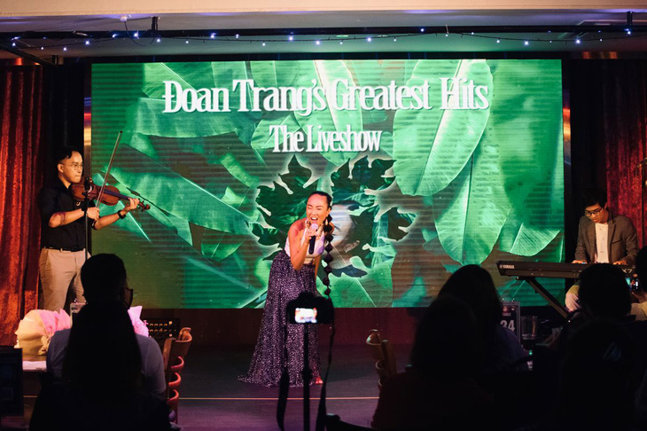 Đoan Trang tổ chức đêm nhạc kết nối đồng hương tại Singapore