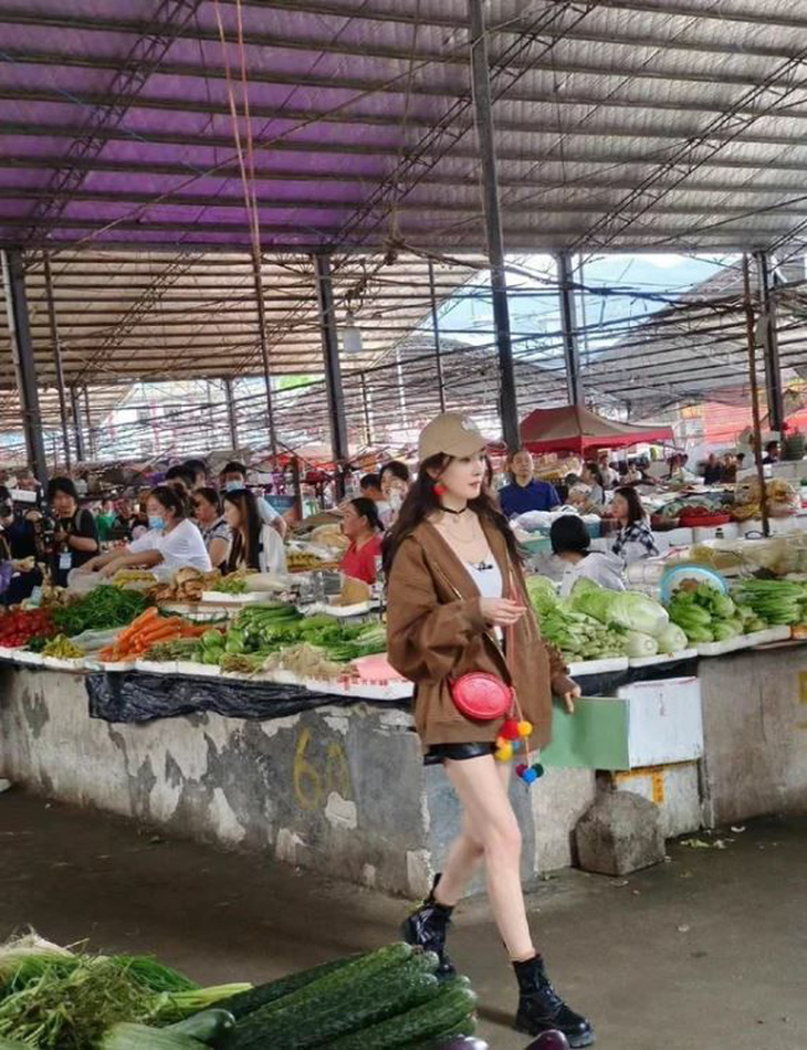 Dương Mịch đi chợ truyền thống