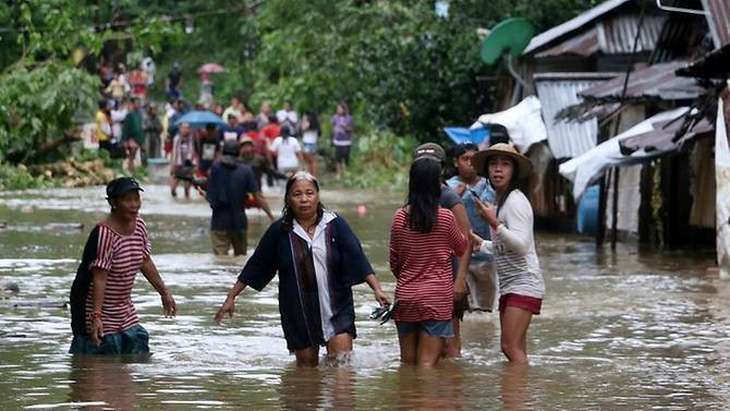 Bão Kai-Tak suy yếu khi vào miền trung Philippines - Ảnh 1.