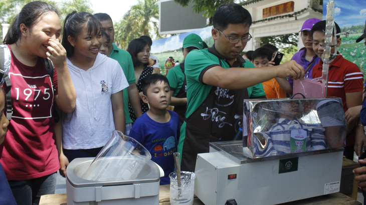 Khi hoa sen có riêng một ngày hội... - Ảnh 5.