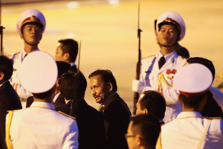 Quốc vương Brunei lái chuyên cơ đến Đà Nẵng dự APEC - Ảnh 3.