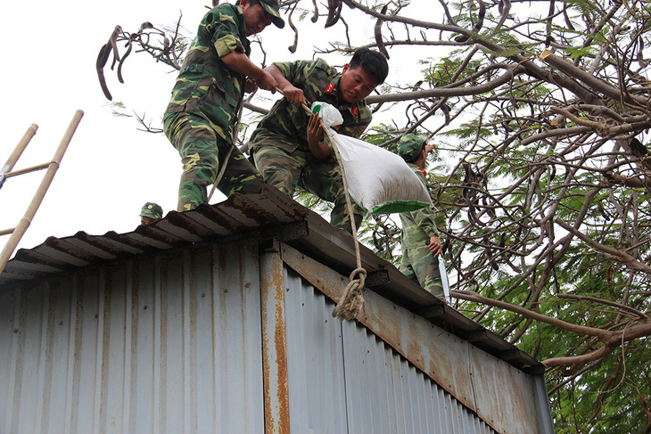 Côn Đảo: Hụ còi đưa dân tới nơi trú ẩn - Ảnh 3.