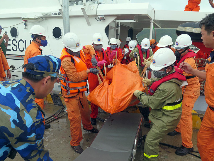 Tìm thấy thêm 6 thi thể trên vùng biển Quy Nhơn - Ảnh 3.