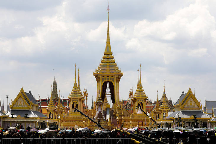 12 triệu người dân kính viếng nhà Vua Thái Lan - Ảnh 1.