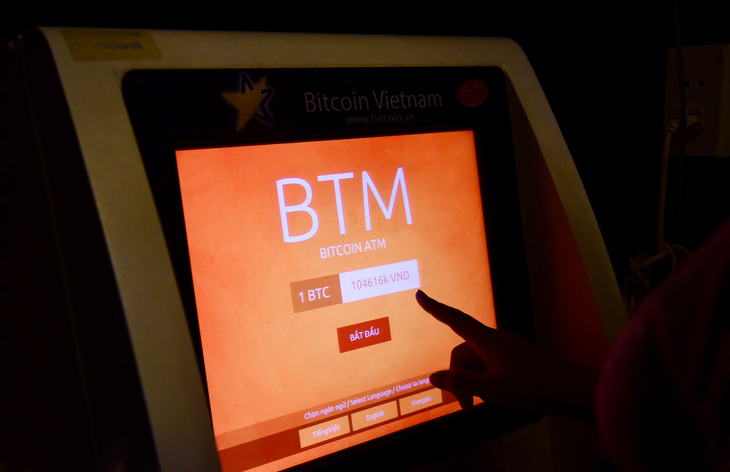 Ngân hàng Nhà nước khuyến cáo không nên đầu tư Bitcoin - Ảnh 1.