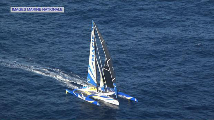 Người Pháp lại phá kỷ lục vòng quanh thế giới bằng thuyền buồm - Ảnh 3.