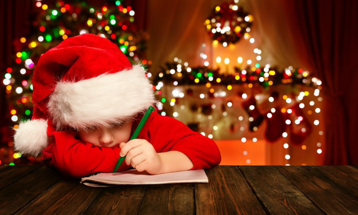 Trẻ phát triển toàn diện hơn nhờ viết thư cho ông già Noel? - Ảnh 1.