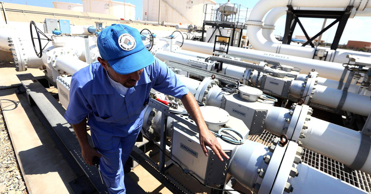 Nổ đường ống dẫn dầu tại Libya, giá dầu thế giới tăng nhanh - Ảnh 1.