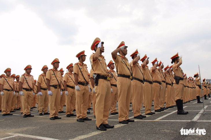 Gần 800 cảnh sát giao thông xuất quân bảo vệ APEC 2017 - Ảnh 8.