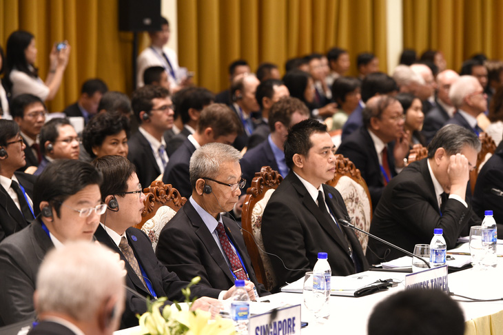 Thủ tướng Nguyễn Xuân Phúc: APEC đang đối mặt nhiều thách thức - Ảnh 2.