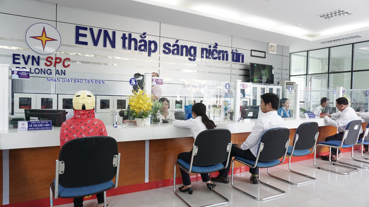 Điện lực miền Nam sẽ cung cấp 100% dịch vụ điện trực tuyến - Ảnh 1.