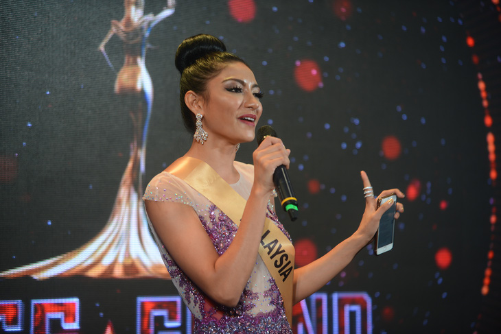 Hoa hậu hòa bình thế giới 2017 thể hiện tài năng ca hát - Ảnh 7.